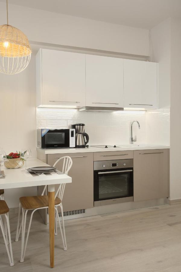 Love Lifestyle Suite Афины Экстерьер фото